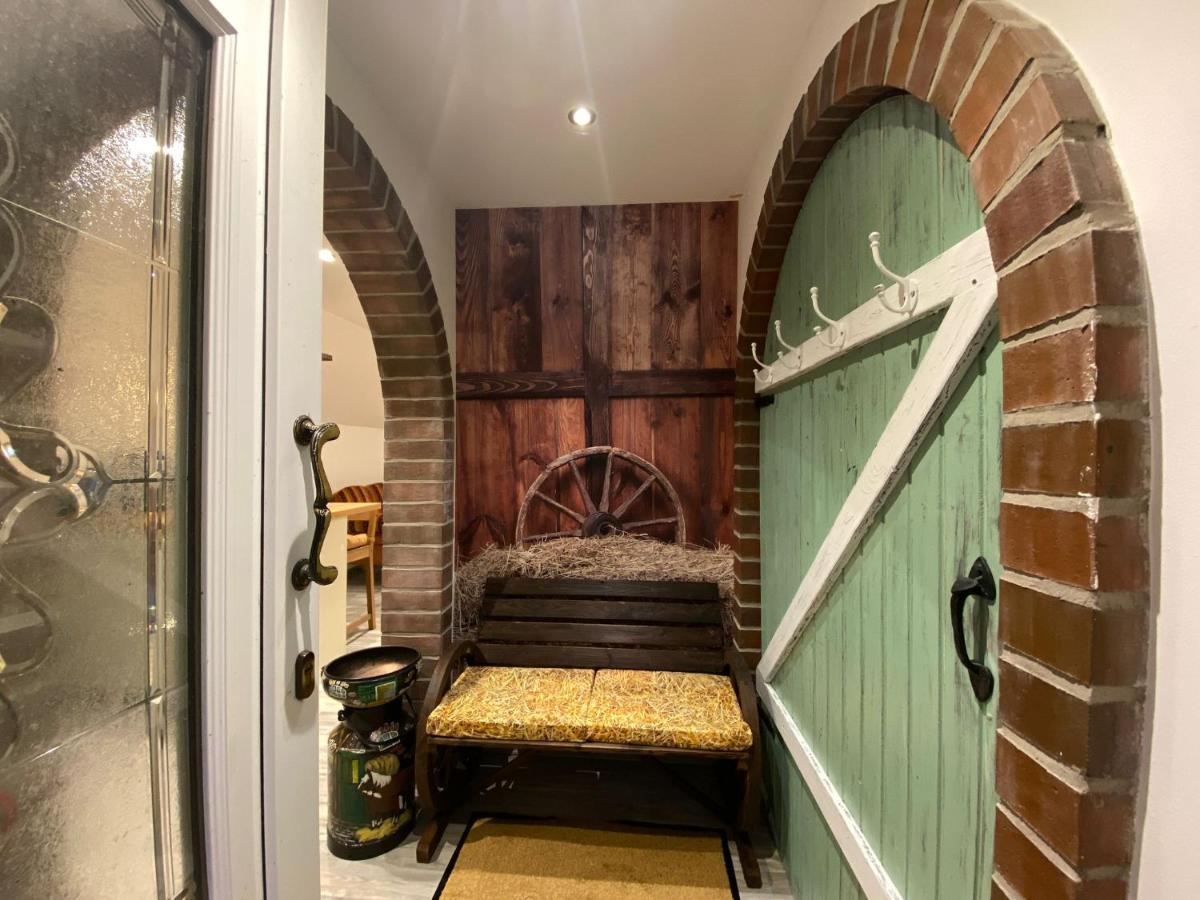 אפן Ferienwohnung Gulfhaus, Mit Sauna Und Grossem Garten מראה חיצוני תמונה